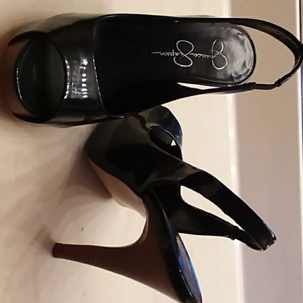 Shoes - Picture 3 of 3